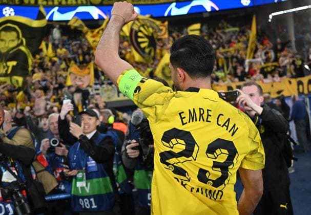 07 05 2024, xjrdrx, Football UEFA Champions League, Paris St Germain Borussia Dortmund emspor, v l Emre Can Borussia Dortmund jubeln jubilieren celebrate at the end of the match DFL DFB REGULATIONS PROHIBIT ANY USE OF PHOTOGRAPHS as IMAGE SEQUENCES and or QUASI VIDEO Paris