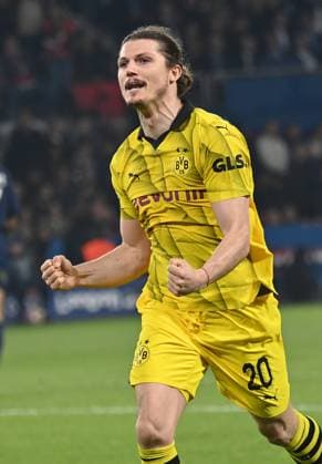 07 05 2024, xjrdrx, Football UEFA Champions League, Paris St Germain Borussia Dortmund emspor, v l Marcel Sabitzer Borussia Dortmund jubeln jubilieren celebrate at the end of the match DFL DFB REGULATIONS PROHIBIT ANY USE OF PHOTOGRAPHS as IMAGE SEQUENCES and or QUASI VIDEO Paris