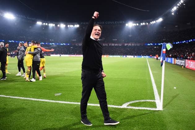 Edin Terzic ( coach Borussia Dortmund ) celebrates following the UEFA Champions League match between Paris Saint Germain and Borussia Dortmund at Parc Des Princes on May 07, 2024 in Paris, France. ( Photo by federico pestellini panoramic ) - FOOTBALL : PSG vs Borussia Dortmund - Ligue des Champions - 07 05 2024 FedericoPestellini Panoramic 