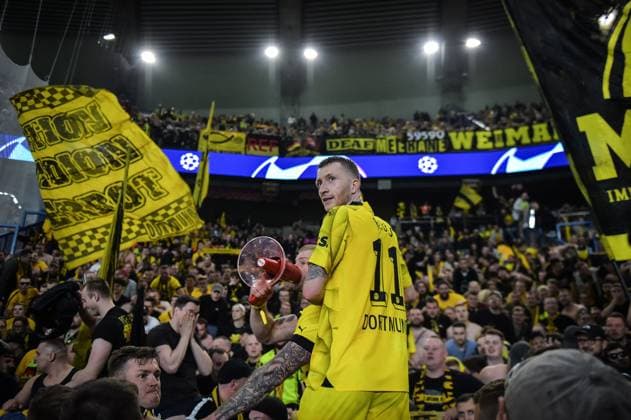 Champions League Borussia Dortmund celebrates its win over PSG FA Borussia Dortmund?s midfielder Marco Reus celebrates the win over Paris Saint-Germain at the end of the UEFA Champions League semi-final football match at the Parc des Princes stadium in Paris on May 7, 2024. Photo by Firas Abdullah ABACAPRESS.COM  Copyright: xAbdullahxFiras ABACAx