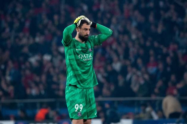 Gianluigi Donnarumma Paris Saint Germain, 99 is disappointed with the course of the match and the threat of defeat, FRA, Paris Saint Germain PSG vs Borussia Dortmund BVB , Football, UEFA Champions League, Semi-final second leg, 2023 2024 season, 07 05 2024 FRA, Paris Saint Germain PSG vs Borussia Dortmund BVB , Football, UEFA Champions League, Semi-final second leg, 2023 2024 season, 07 05 2024 Paris Copyright: xEibner-Pressefoto Memmlerx EP_MMR