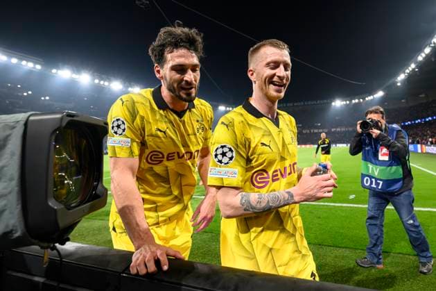 Marco Reus 11 Borussia Dortmund and Mats Hummels 15 Borussia Dortmund happy, Paris Saint Germain vs Borussia Dortmund, Football, Champions League, semi-final, 07 05 2024 Paris North Rhine-Westphalia France Copyright: xkolbert-press MarcxNiemeyerx