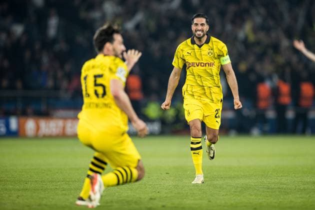 UEFA Champions League FC Paris Saint Germain Borussia Dortmund 07 05 2024 Emre Can Borussia Dortmund, 23 runs jubilantly towards Mats Hummels Borussia Dortmund, 15 to UEFA Champions League FC Paris Saint Germain Borussia Dortmund , Paris, Parc des Princes Copyright: xBEAUTIFULxSPORTS Wunderlx