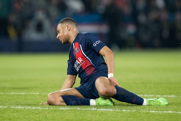 UEFA Champions League FC Paris Saint Germain Borussia Dortmund 07 05 2024 Kylian Mbappé FC Paris Saint Germain, 7 on his knees UEFA Champions League FC Paris Saint Germain Borussia Dortmund , Paris, Parc des Princes Copyright: xBEAUTIFULxSPORTS Wunderlx