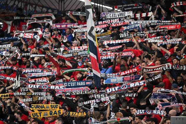 Paris, Parc des Princes, 07 05 24, GER, Men, UEFA Champions League, Semi-final, Season 2023 2024, Paris Saint Germain Borussia Dortmund Bild Fankurve, Fans, Fanblock Paris Only for editorial use UEFA regulations prohibit any use of photographs as image sequences and or quasi video France