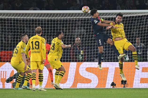 Paris, Parc des Princes, 07 05 24, GER, Men, UEFA Champions League, Semi-final, Season 2023 2024, Paris Saint Germain Borussia Dortmund Picture from left in duel MARQUINHOS Paris and Mats HUMMELS Dortmund in header, header duel Only for editorial use UEFA regulations prohibit any use of photographs as image sequences and or quasi video France