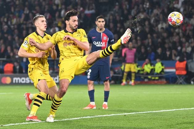 Paris, Parc des Princes, 07 05 24, GER, Men, UEFA Champions League, Semi-final, Season 2023 2024, Paris Saint Germain Borussia Dortmund Bild Torchance Mats HUMMELS Dortmund Only for editorial use UEFA regulations prohibit any use of photographs as image sequences and or quasi video France