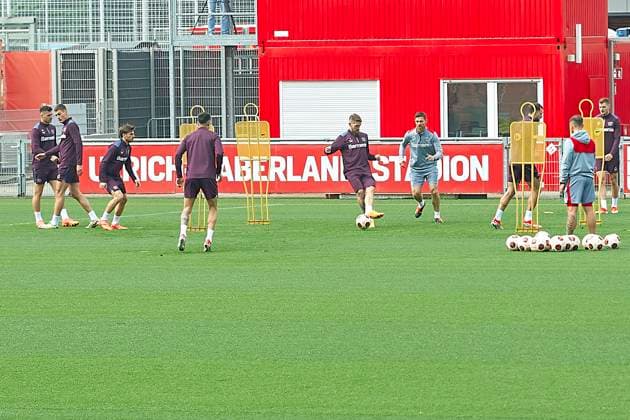 LEVERKUSEN, GERMANY - 8 MAY, 2024: Pre match UEFA Europa League practice FC Bayer 04 Leverkusen at BayArena  Copyright: xVitaliixKliuiev(Vitleo),xVITALIIxKLIUIEVx