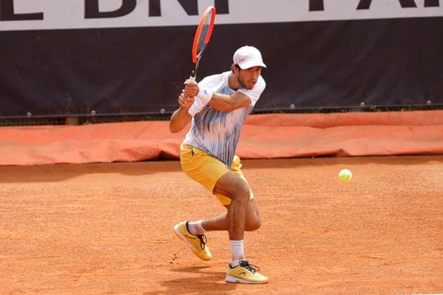 May 8, 2024, Rome, Lazio, Italy: Pedro Martinez (ESP) is playing during the first round match against Nuno Borges (POR) on day three of the Internazionali BNL D Italia 2024 at Foro Italico on May 08, 2024 in Rome, Italy. Rome Italy - ZUMAl131 20240508_zsp_l131_047 Copyright: xCiroxDexLucax