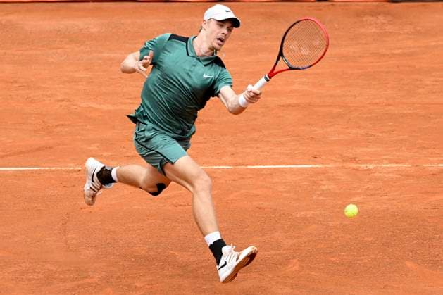 Denis Shapovalov of Canada in action during the match against Luciano Darderi of Italy at the Internazionali BNL d Italia 2024 tennis tournament at Foro Italico in Rome, Italy on May 8, 2024. antoniettaxbaldassarre