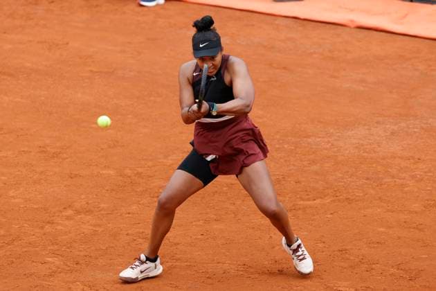 May 8, 2024, Rome, Lazio, Italy: Naomi Osaka (JPN) is playing during the first round match against Clara Burel (FRA) on day three of the Internazionali BNL D Italia 2024 at Foro Italico on May 08, 2024 in Rome, Italy. Rome Italy - ZUMAl131 20240508_zsp_l131_061 Copyright: xCiroxDexLucax