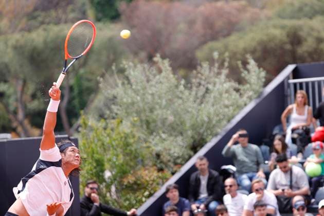 Sport Bilder des Tages Internazionali BNL D Italia 2024 - Day Three Zhizhen Zhang of China is playing against Daniel Elahi Galan of Colombia during the first round match on day three of the Internazionali BNL D Italia at Foro Italico in Rome, Italy, on May 8, 2024. Rome Lazio Italy  Copyright: xCiroxDexLucax originalFilename:deluca-internaz240508_npCu6.jpg