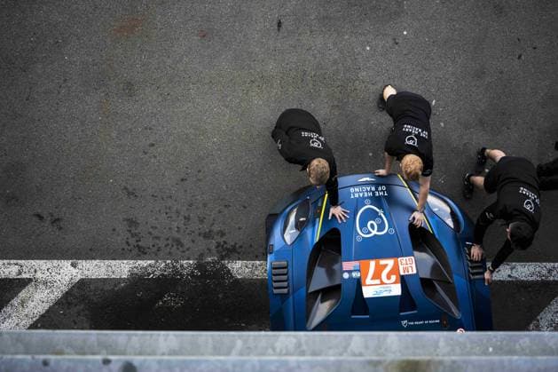 Sport Themen der Woche KW19 Sport Bilder des Tages 27 JAMES Ian (usa), MANCINELLI Daniel (ita), RIBERAS Alex (spa), Heart of Racing Team, Aston Martin Vantage GT3 27, LM GT3, atmosphere scrutineering, verifications techniques, during the 2024 TotalEnergies 6 Hours of Spa-Francorchamps, 3rd round of the 2024 FIA World Endurance Championship, from May 8 to 11, 2024 on the Circuit de Spa-Francorchamps in Stavelot, Belgium - FIA WEC - 6 HOURS OF SPA-FRANCORCHAMPS 2024 DPPI Panoramic  CL_WEC_SPA_0805-26