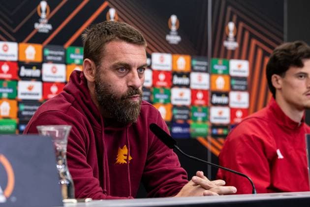 AS Roma, Press conference 08 05 2024 Daniele De Rossi AS Roma, Head Coach Bayer 04 Leverkusen, Press conference for the UEFA Europa League match Bayer 04 Leverkusen AS Roma BayArena, Leverkusen 08 05 2024 Copyright: xBEAUTIFULxSPORTS Buriakovx