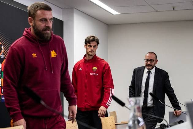 AS Roma, Press conference 08 05 2024 Mile Svilar AS Roma, 99 Bayer 04 Leverkusen, Press conference for the UEFA Europa League match Bayer 04 Leverkusen AS Roma BayArena, Leverkusen 08 05 2024 Copyright: xBEAUTIFULxSPORTS Buriakovx