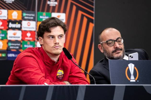 AS Roma, Press conference 08 05 2024 Mile Svilar AS Roma, 99 Bayer 04 Leverkusen, Press conference for the UEFA Europa League match Bayer 04 Leverkusen AS Roma BayArena, Leverkusen 08 05 2024 Copyright: xBEAUTIFULxSPORTS Buriakovx