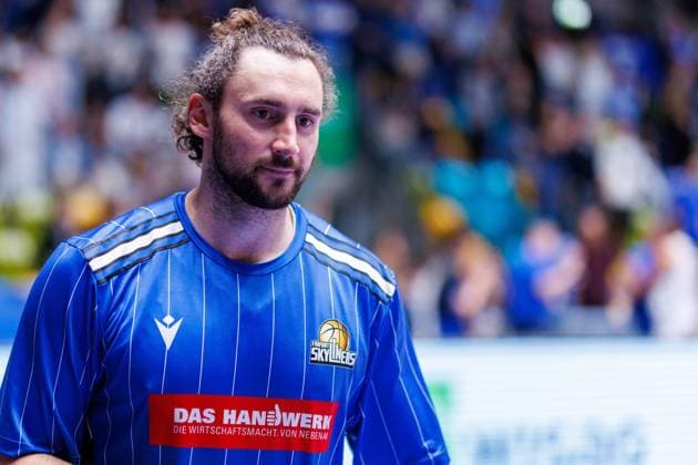 2 Basketball Bundesliga, Barmer Pro A, Playoffs, Quarterfinals, Game 3, Fraport Skyliners Medipolis SC Jena, Frankfurt, 08 05 2024 Marco Völler Fraport Skyliners 33 Playoffs, Quarterfinals, Game 3 between Fraport Skyliners and Medipolis SC Jena in Frankfurt on 08 05 2024 Copyright: xBEAUTIFULxSPORTS Hahnex