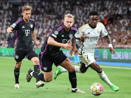 Vinicius Junior Real Madrid 7 , Matthijs de Ligt Bayern Muenchen 4 , Real Madrid vs FC Bayern Muenchen, Champions League semi-final, second leg, season 2023 24, 8 5 2024, Real Madrid vs FC Bayern Muenchen, Champions League, semi-final, second leg, season 2023 24, 8 5 2024, Madrid Copyright: xEibner-Pressefoto joergxNiebergax EP_JNL