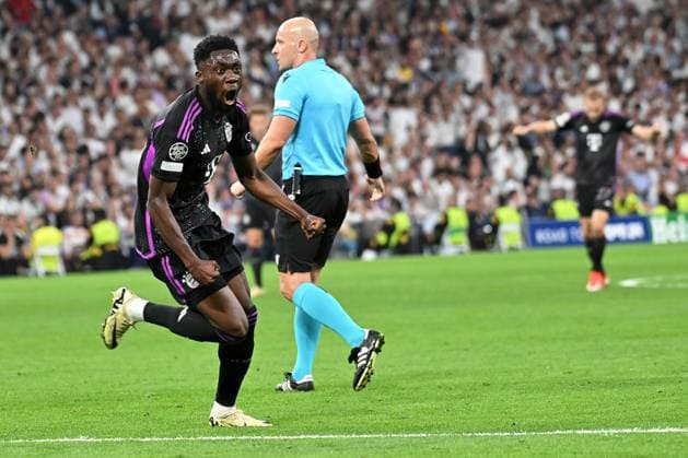 Madrid, Estadio Santiago Bernabeu, 08 05 24, GER, Men, UEFA Champions League, Season 2023 2024, Semifinal, Real Madrid CF FC Bayern Muenchen Picture Alphonso DAVIES Muenchen cheers after his goal to 0 1 Only for editorial use UEFA regulations prohibit any use of photographs as image sequences and or quasi video Spain