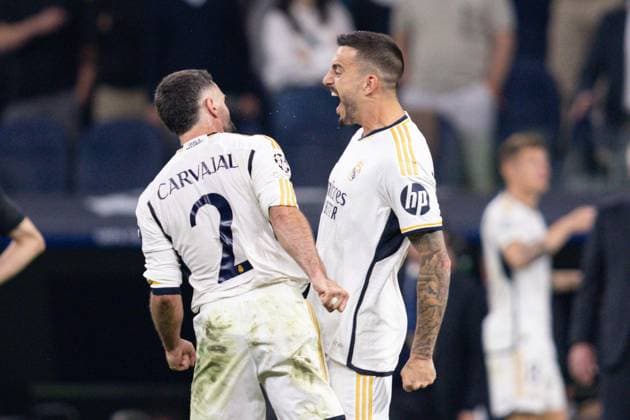 Joselu of Real Madrid celebrates scoring the goal for their side with their teammates to make it 2-1 Real Madrid v Bayern Munich, UEFA Champions League, Semi-Final, Football, Santiago Bernabeu Stadium, Madrid, Spain - 08 May 2024  Copyright: xRubenxAlbarran Shutterstockx 14469131bb