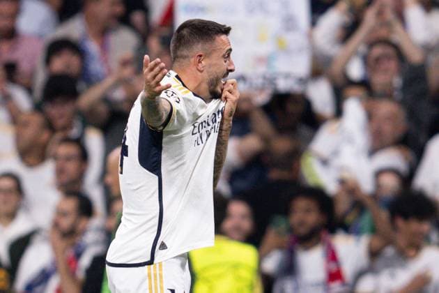 Joselu of Real Madrid celebrates scoring a goal for their side to make it 2-1 Real Madrid v Bayern Munich, UEFA Champions League, Semi-Final, Football, Santiago Bernabeu Stadium, Madrid, Spain - 08 May 2024  Copyright: xRubenxAlbarran Shutterstockx 14469131ch