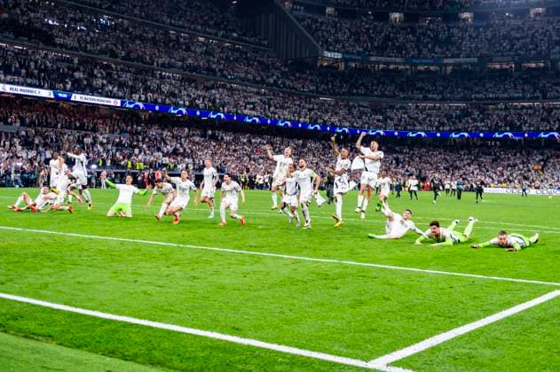 Real Madrid vs FC Bayern Munchen: Semi-final Second Leg - UEFA Champions League 2023 24 MADRID, SPAIN - MAY 8: Real Madrid players seen celebrating the victory at the end of the UEFA Champions League semi-final second leg match between Real Madrid and FC Bayern Munchen at Estadio Santiago Bernabeu on May 8, 2024 in Madrid, Spain. Madrid Estadio Santiago Bernabeu Spain Copyright: xAlbertoxGardinx AGardin_20240508_Football_Champions_Real_Madrid_vs_Bayern_040