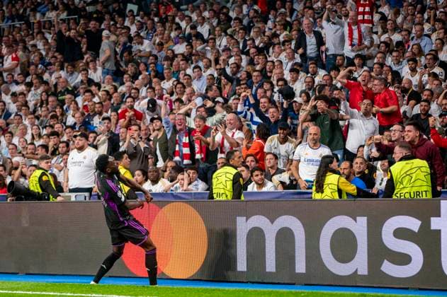 Real Madrid vs FC Bayern Munchen: Semi-final Second Leg - UEFA Champions League 2023 24 MADRID, SPAIN - MAY 8: Alphonso Davies of FC Bayern Munchen seen celebrating his goal during the UEFA Champions League semi-final second leg match between Real Madrid and FC Bayern Munchen at Estadio Santiago Bernabeu on May 8, 2024 in Madrid, Spain. Madrid Estadio Santiago Bernabeu Spain Copyright: xAlbertoxGardinx AGardin_20240508_Football_Champions_Real_Madrid_vs_Bayern_097