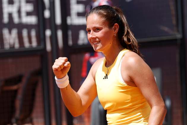 May 9, 2024, Rome, Lazio, Italy: Daria Kasatkina celebrates after winning the first round match against Tatjana Maria (GER) on day Four of the Internazionali BNL D Italia 2024 at Foro Italico on May 09, 2024 in Rome, Italy. Rome Italy - ZUMAl131 20240509_zsp_l131_038 Copyright: xCiroxDexLucax