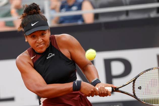 Sport Bilder des Tages May 9, 2024, Rome, Lazio, Italy: Naomi Osaka (JPN)is playing during the first round match against Marta Kostyuk (UKR) on day Four of the Internazionali BNL D Italia 2024 at Foro Italico on May 09, 2024 in Rome, Italy. Rome Italy - ZUMAl131 20240509_zsp_l131_062 Copyright: xCiroxDexLucax
