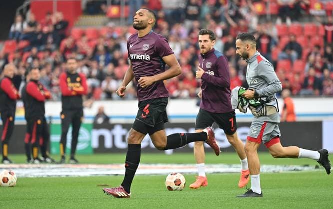 08 05 2024, xjrdrx, Football UEFA Europa League, Bayer 04 Leverkusen AS Roma emspor, v l Jonathan Tah Bayer Leverkusen , Jonas Hofmann Bayer Leverkusen DFL DFB REGULATIONS PROHIBIT ANY USE OF PHOTOGRAPHS as IMAGE SEQUENCES and or QUASI VIDEO Leverkusen