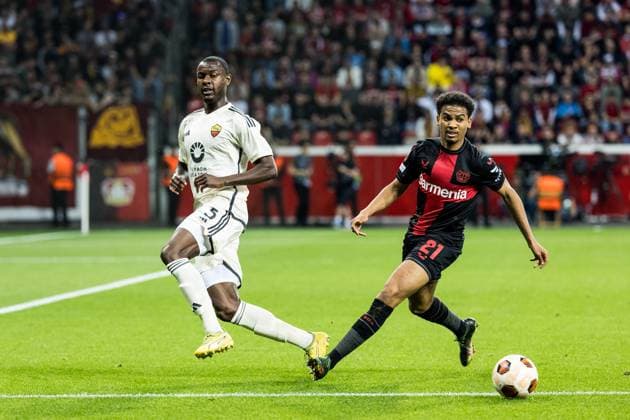 UEFA Europa League semi-final Bayer 04 Leverkusen vs AS Roma, 09 05 2024 duel Evan N Dicka AS Roma, 5 , Amine Adli Bayer 04 Leverkusen, 21 UEFA Europa League Bayer 04 Leverkusen AS Roma, Leverkusen, BayArena on 09 05 2024 Copyright: xBEAUTIFULxSPORTS Wunderlx