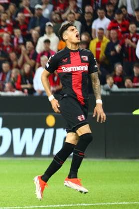Bayer 04 Leverkusen vs AS Roma, Football, Europa League, Semifinal, Second leg, 09 05 2024 Goal chance for Exequiel Palacios Bayer 04 Leverkusen Leverkusen NRW Germany Copyright: xkolbert-press AntxPalmerx
