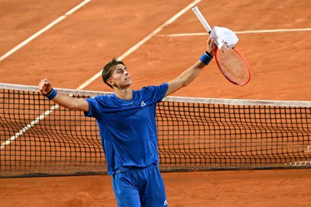 Matteo Arnaldi of Italy celebrates at the end of his match against Harold Mayot of France at the Internazionali BNL d Italia 2024 tennis tournament at Foro Italico in Rome, Italy on May 9, 2024. Matteo Arnaldi defeated Harold Mayot 3-6, 7-5, 6-4. antoniettaxbaldassarre