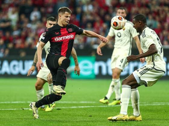 Amine Adli Bayer 04 Leverkusen, 21 in duel against Evan Ndicka AS Rome, 05 , GER, Bayer 04 Leverkusen vs AS Rome, UEFA Europa League 2023 24, semi-final second leg, 09 05 2024, GER, Bayer 04 Leverkusen vs AS Rome, UEFA Europa League 2023 24, semi-final second leg, 09 05 2024, photo Eibner Pressefoto Gabriel Boia Leverkusen Copyright: xGabrielxBoiax EP_EER