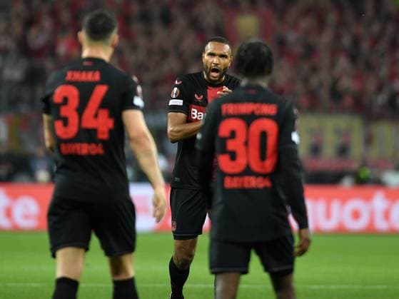 09 05 2024, Leverkusen, Germany, BayARENA, Bayer 04 Leverkusen vs AS Roma UEFA Europa League 2023 2024 Semi finals second leg, Jonathan Tah Bayer 04 Leverkusen gestures, gesture photo Ralf Treese Leverkusen BayARENA North Rhine Westphalia Germany 521_LEVROM20240509_019 Treese-521