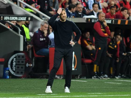 09 05 2024, Leverkusen, Germany, BayARENA, Bayer 04 Leverkusen vs AS Roma UEFA Europa League 2023 2024 Semi finals second leg, Coach Xabier Xabi Alonso Bayer 04 Leverkusen gestures, gestures Photo Ralf Treese Leverkusen BayARENA North Rhine Westphalia Germany 521_LEVROM20240509_026 Treese-521