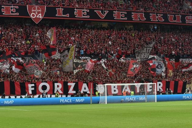 09 05 2024, Leverkusen, Germany, BayARENA, Bayer 04 Leverkusen vs AS Roma UEFA Europa League 2023 2024 Semi finals second leg, Fans Leverkusen with flags banners Photo Ralf Treese Leverkusen BayARENA North Rhine Westphalia Germany 521_LEVROM20240509_030 Treese-521