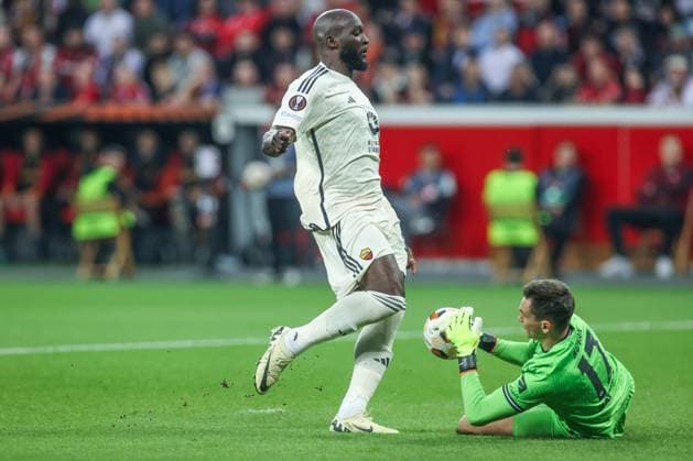 09 05 2024, Football, Season 2023 2024, Europa League, Semi-final, Bayer Leverkusen AS Roma, v l Mile Svilar AS Roma , Goalkeeper MatÄj KovaÅ™ Bayer Leverkusen Leverkusen BayArena NRW Germany xRHR PHOTO TRx Copyright: TimxRehbein RHR-FOTOx RHR-FOTO TR