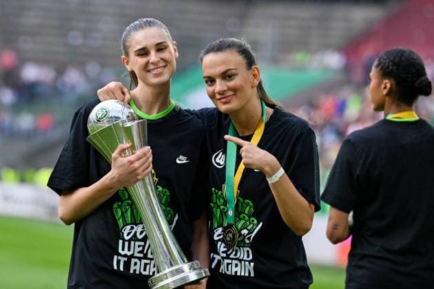 09 05 2024, Football, DFB Cup Final Women 2023 2024, FC Bayern Munich VfL Wolfsburg Jule Brand Wolfsburg and Riola Xhemaili Wolfsburg with the cup Cologne Rhein Energie Stadium North Rhine-Westphalia Germany