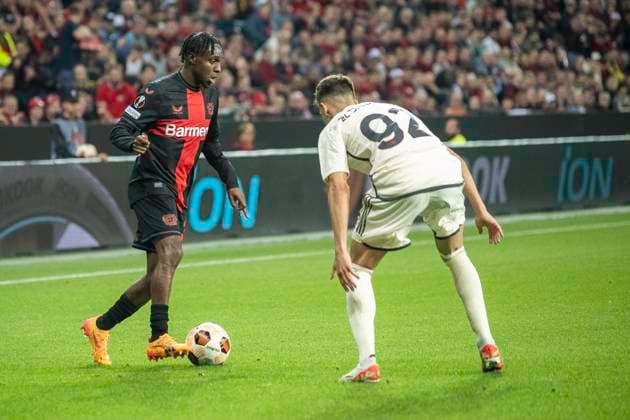 Football UEFA Europa League, season 2023 2024, semi-final, second leg, Bayer 04 Leverkusen AS Roma on 09 05 2024 at the BayArena in Leverkusen duel between Jeremie Frimpong Bayer 04 Leverkusen, 30 and Stephan El Shaarawy AS Roma, 92 Photo Kirchner Media TH Copyright: xKirchner-Media THx