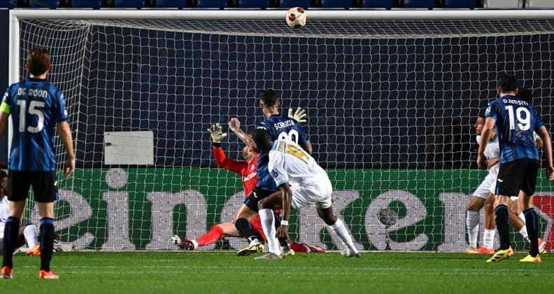 Foto IPP Paolo Bona Bergamo 09 05 2024 semifinale di ritorno UEFA Europa League di Calcio stagione 2023 2024 partita Atalanta-Marsiglia Nella foto Gianluca Scamacca colpisce la traversa Italy Photo Press Worldwide Copyright italy Italy ITALY  Copyright: xR4924_italyphotopressx