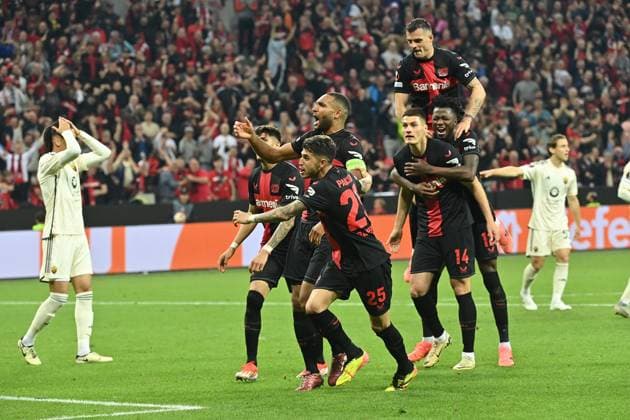 08 05 2024, xjrdrx, Football UEFA Europa League, Bayer 04 Leverkusen AS Roma emspor, v l Jonathan Tah Bayer Leverkusen , Piero Hincapie Bayer Leverkusen , Exequiel Palacios Bayer Leverkusen , Patrick Schick Bayer Leverkusen , Granit Xhaka Bayer Leverkusen , celebrate the goal, Der Torjubel zum 1 2 Eigentor Gianluca Mancini AS Rom DFL DFB REGULATIONS PROHIBIT ANY USE OF PHOTOGRAPHS as IMAGE SEQUENCES and or QUASI VIDEO Leverkusen