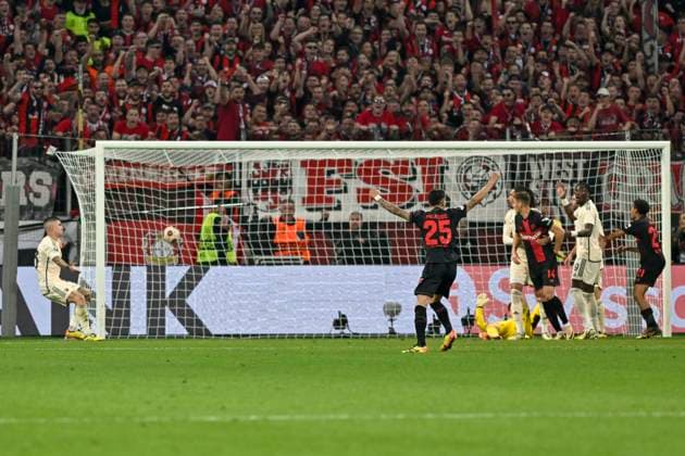 Gianluca Mancini 23, AS Roma scores 1 2 own goal 09 05 2024 Soccer Europa League, Bayer Leverkusen vs AS Roma, BayArena, Leverkusen, NRW Germany Copyright: xpepphotox xHorstxMauelshagenx pep00321, pep_20240509_hm