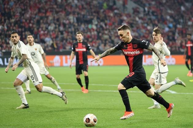 Alejandro Grimaldo Bayer 04 Leverkusen in the Europa League semi-final second leg Bayer 04 Leverkusen AS Roma Copyright Thomas Pakusch Copyright: Thomas Pakusch