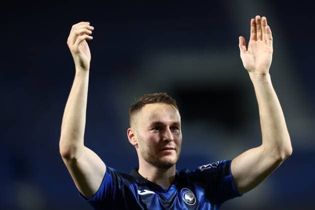 Atalanta Bc - Olympique de Marseille Teun Koopmeiners of Atalanta Bc celebrates at the end of the UEFA Europa League 2023 24 semi-final second leg match beetween Atalanta Bc and Olympique de Marseille at Gewiss Stadium on May 9, 2024 in Bergamo, Italy . Bergamo Gewiss Stadium Italy Copyright: xMarcoxCanonierox