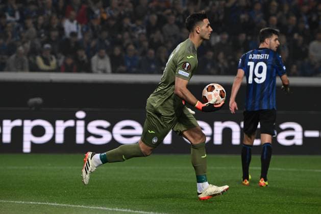 Atalanta BC v Olympique de Marseille: Semi-Final Second Leg - UEFA Europa League 2023 24 Juan Musso of Atalanta BC is celebrating after a goal during the UEFA Europa League Semi-finals second leg match between Atalanta BC and Olympique Marseille at Gewiss Stadium in Bergamo, Italy, on May 9, 2024. Bergamo Italy  Copyright: xTizianoxBallabiox originalFilename:ballabio-atalanta240509_np1Iq.jpg