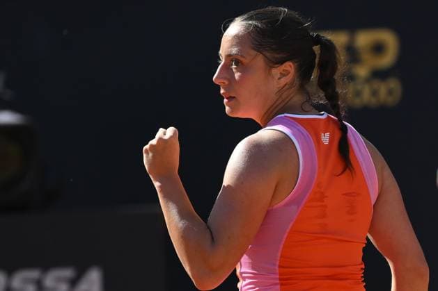 Elisabetta Cocciaretto during the match against Caroline Garcia at the Internazionali BNL d Italia 2024 tennis tournament at Foro Italico in Rome, Italy on May 10th, 2024. antoniettaxbaldassarre