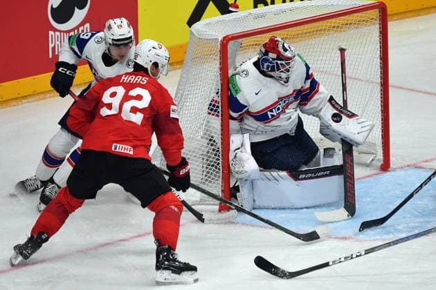 Sport Themen der Woche KW19 May 10, 2024, Prague, Czech Republic: GAETAN HAAS of Switzerland (L) and JONAS ARNTZEN of Norway (R) during the 2024 IIHF Ice hockey, Eishockey World Championship, WM, Weltmeisterschaft match between Switzerland v Norway at the O2 arena in Prag, Czech Republic, May 10, 2024. Prague Czech Republic - ZUMAr156 20240510_aap_r156_005 Copyright: xSlavekxRutax
