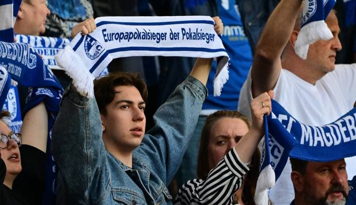 10 05 2024 Soccer Season 2023 2024 2 Soccer Bundesliga 33 Matchday 1 FC Magdeburg FCM SpVgg Greuther Fürth Kleeblatt Sportfoto Zink MeZi xmexzix DFL regulations prohibit any use of photographs as image sequences and or quasi video only for editorial use Feature Impression Symbolbild Symbolfoto Jubiläum Magdeburg Europapokal Europapokalsieger Fans Fanblock