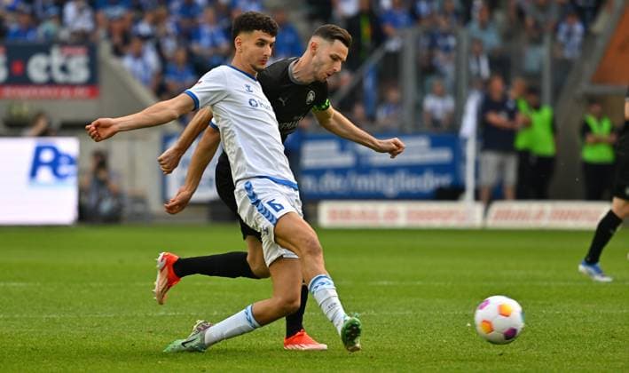 10 05 2024 Soccer Season 2023 2024 2 Soccer Bundesliga 33 Matchday 1 FC Magdeburg FCM SpVgg Greuther Fürth Kleeblatt Sportfoto Zink xwoxzix DFL regulations prohibit any use of photographs as image sequences and or quasi video only for editorial use Daniel Elfadli 6, FC Magdeburg Branimir Hrgota 10 SpVgg Greuther Fürth